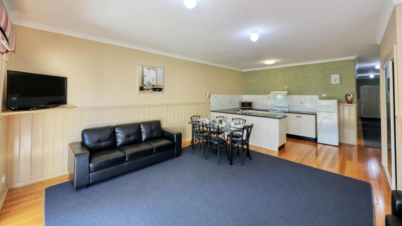 Bridges On Meninya Motel & Apartments Moama Extérieur photo