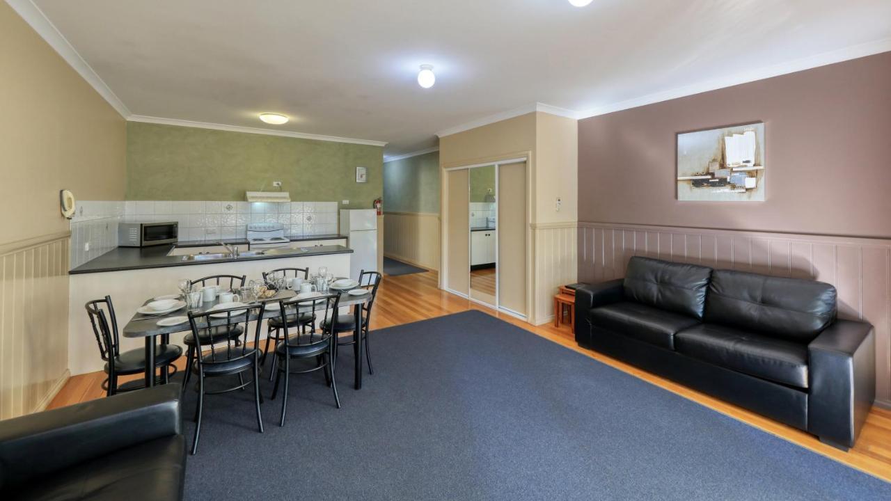 Bridges On Meninya Motel & Apartments Moama Extérieur photo